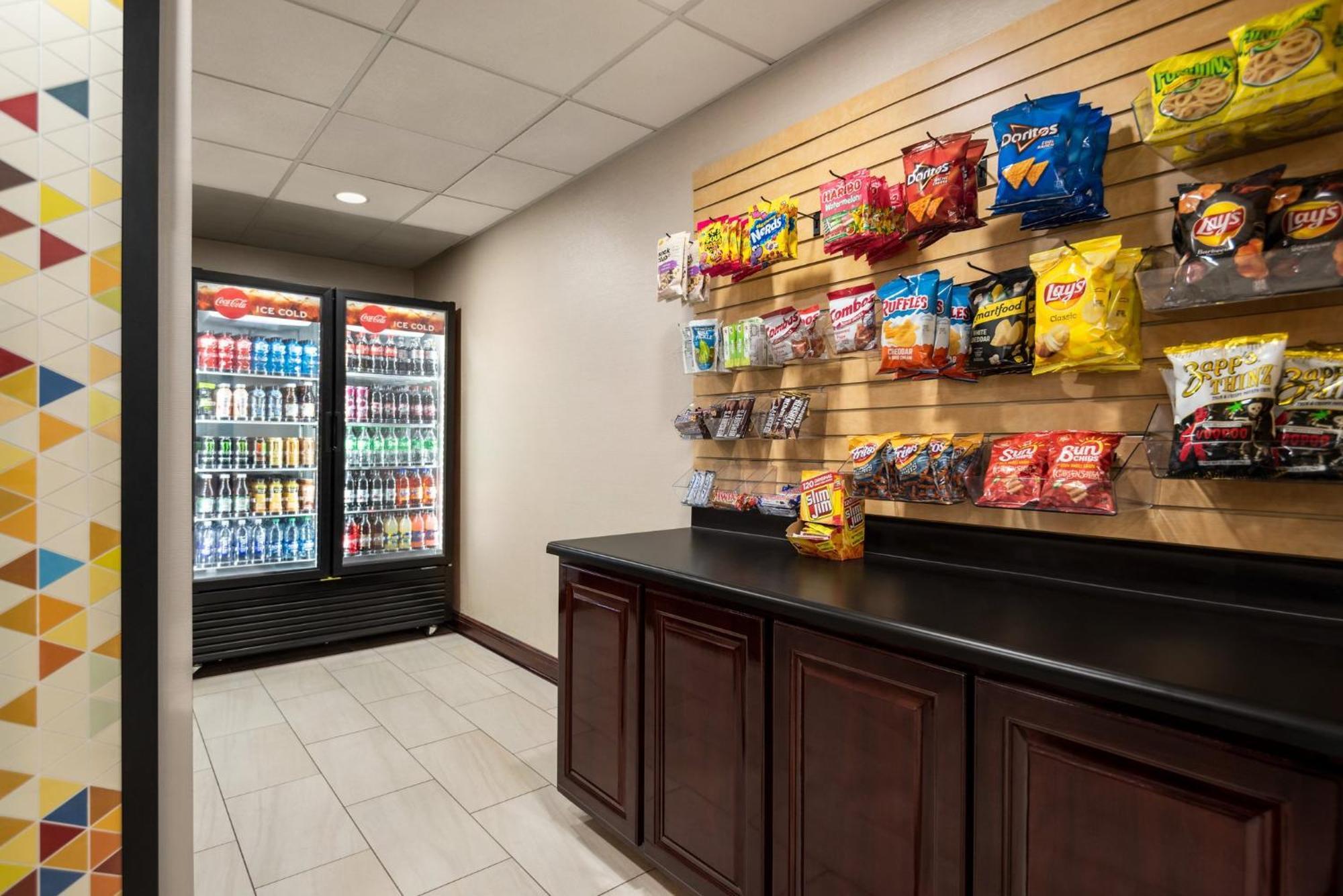 Holiday Inn Express & Suites Mobile West I-10 By Ihg Tillmans Corner Buitenkant foto