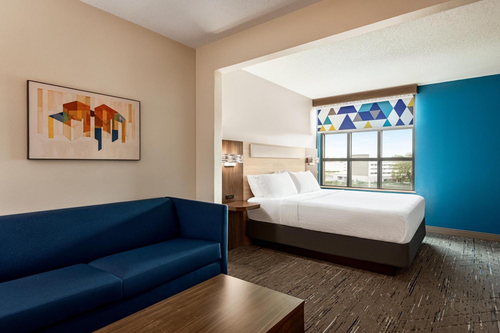 Holiday Inn Express & Suites Mobile West I-10 By Ihg Tillmans Corner Buitenkant foto